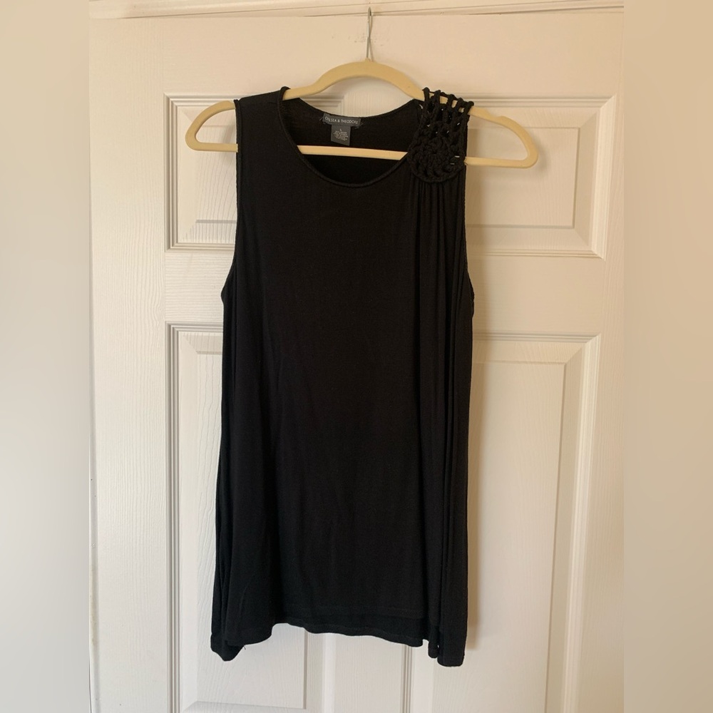 Chelsea & Theodore Crochet Sleeveless Tank Top, Black, Size Large‎
